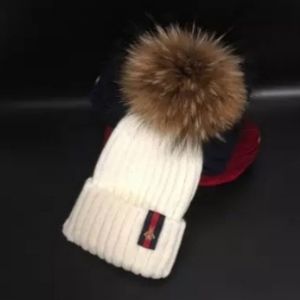 Winter toque with fur